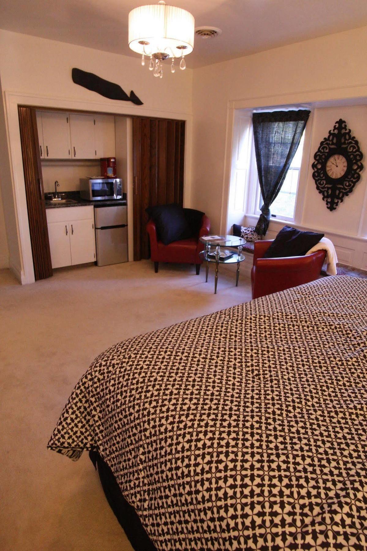 Christmas House Bed & Breakfast Racine Eksteriør billede